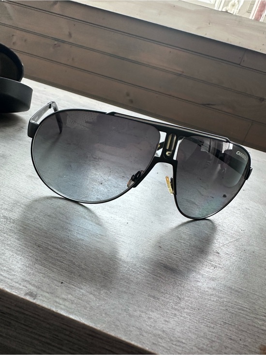 Carrera Other - Classic early 2000s Carrera Matt Black with silver details Aviator Smoke Lenses